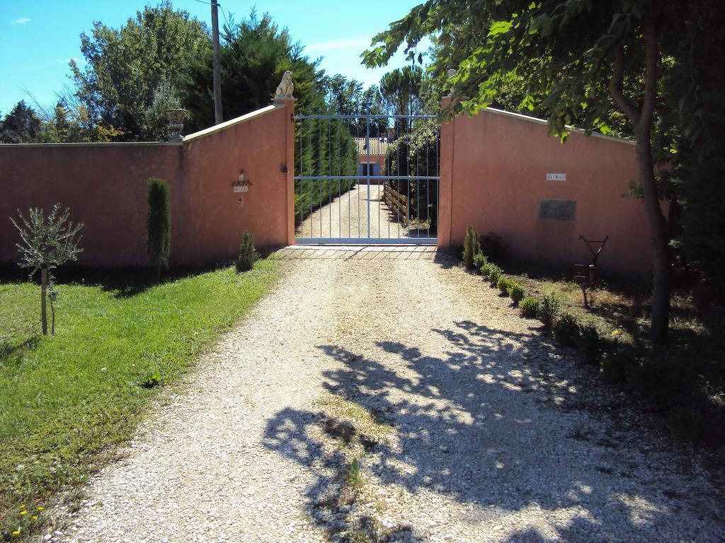 La Douloire Hotell Pernes-les-Fontaines Eksteriør bilde