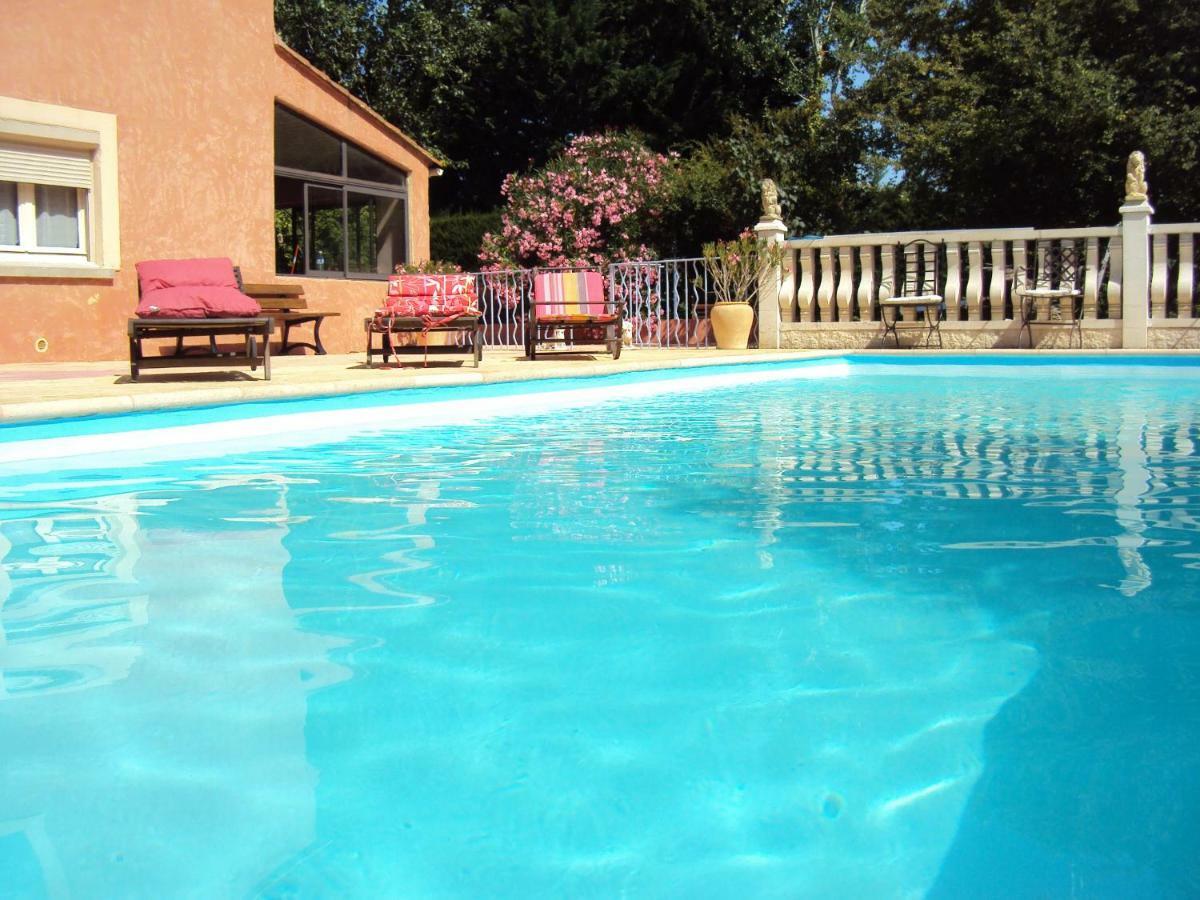 La Douloire Hotell Pernes-les-Fontaines Eksteriør bilde